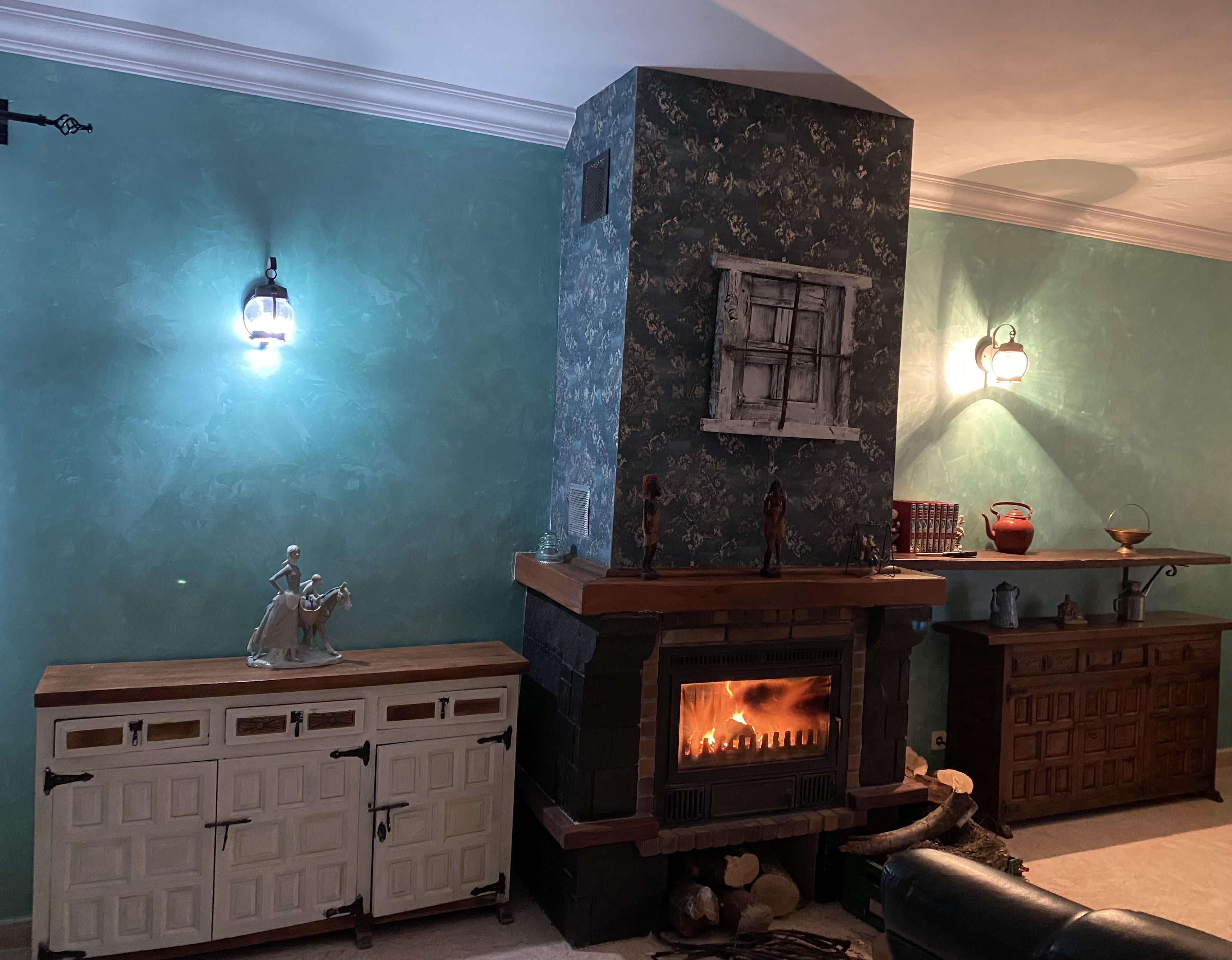 Invierno frío chimenea caliente 